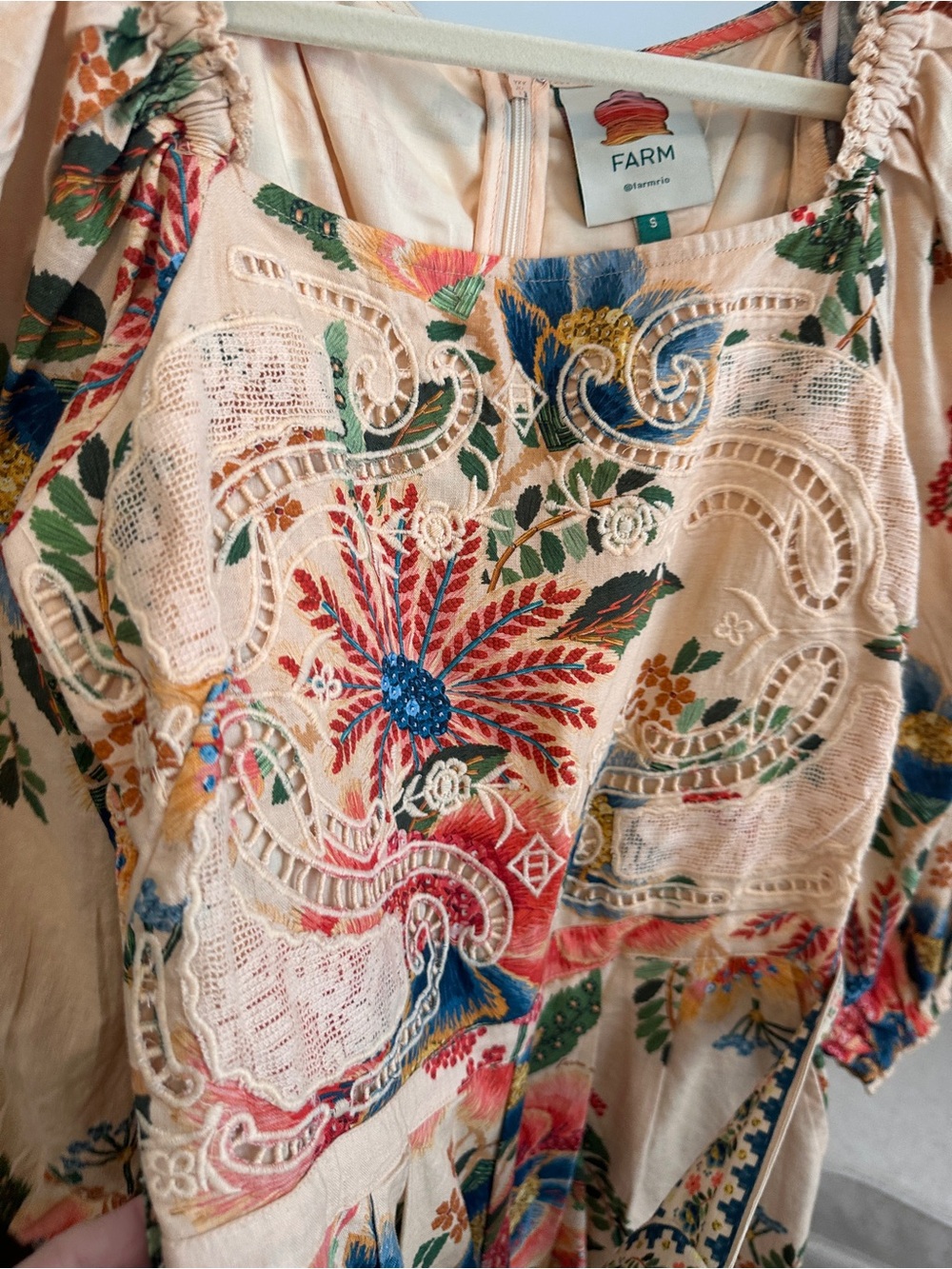 FARM Rio Peach Floral Embroidered Puff-Sleeve Romper - Picture 5 of 6